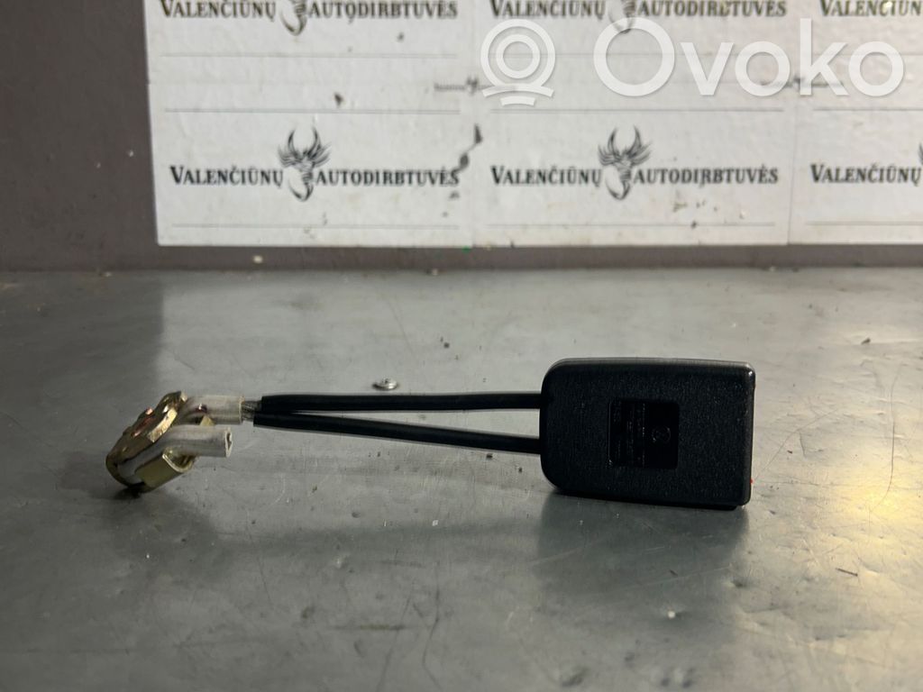 Volkswagen New Beetle Rear seatbelt buckle 