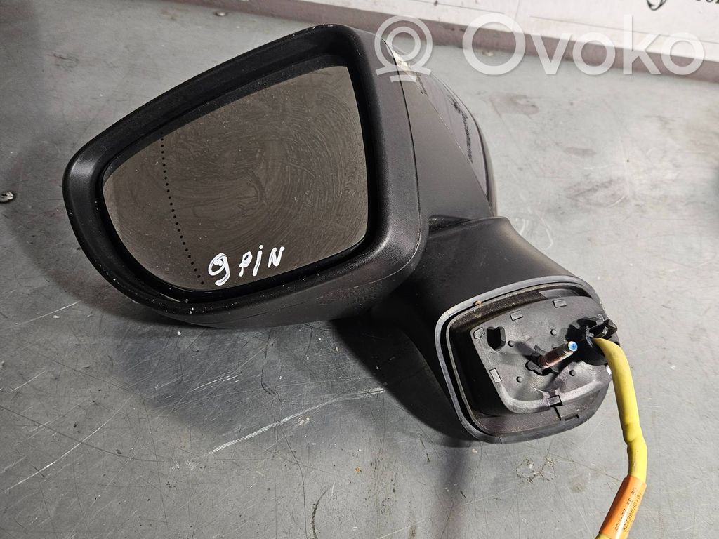 Renault Captur Front door electric wing mirror 