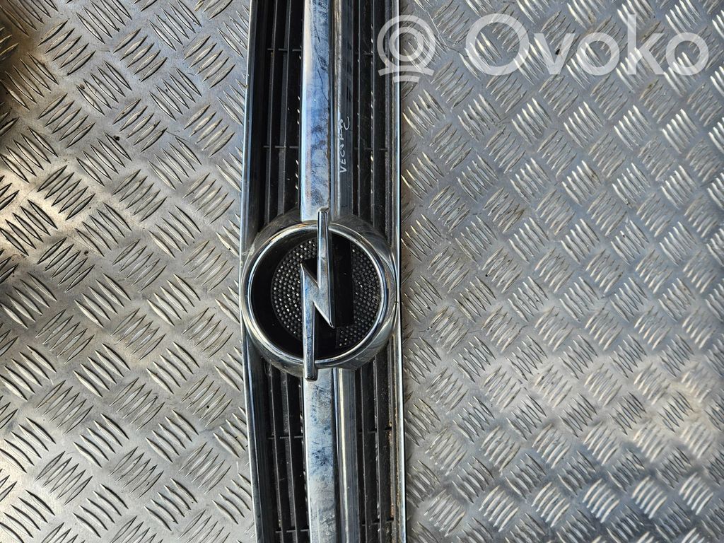 Opel Vectra C Etusäleikkö 