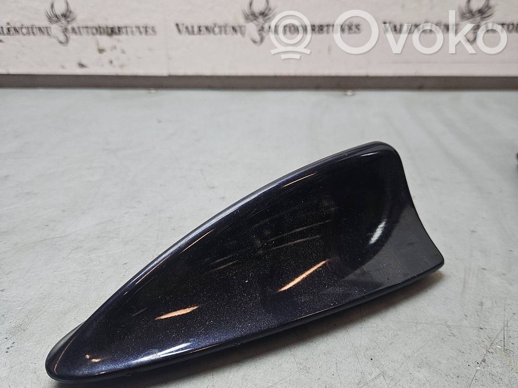 BMW 5 E60 E61 Kattoantennin (GPS) suoja 