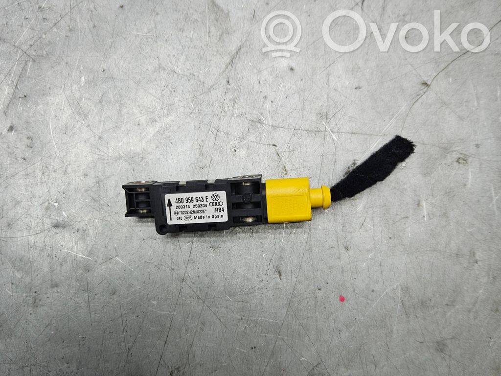 Audi A3 S3 8P Czujnik uderzenia Airbag 