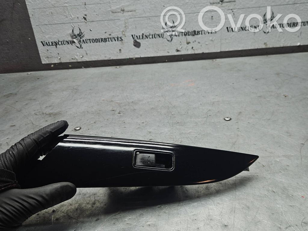 Mazda 3 I Electric window control switch 