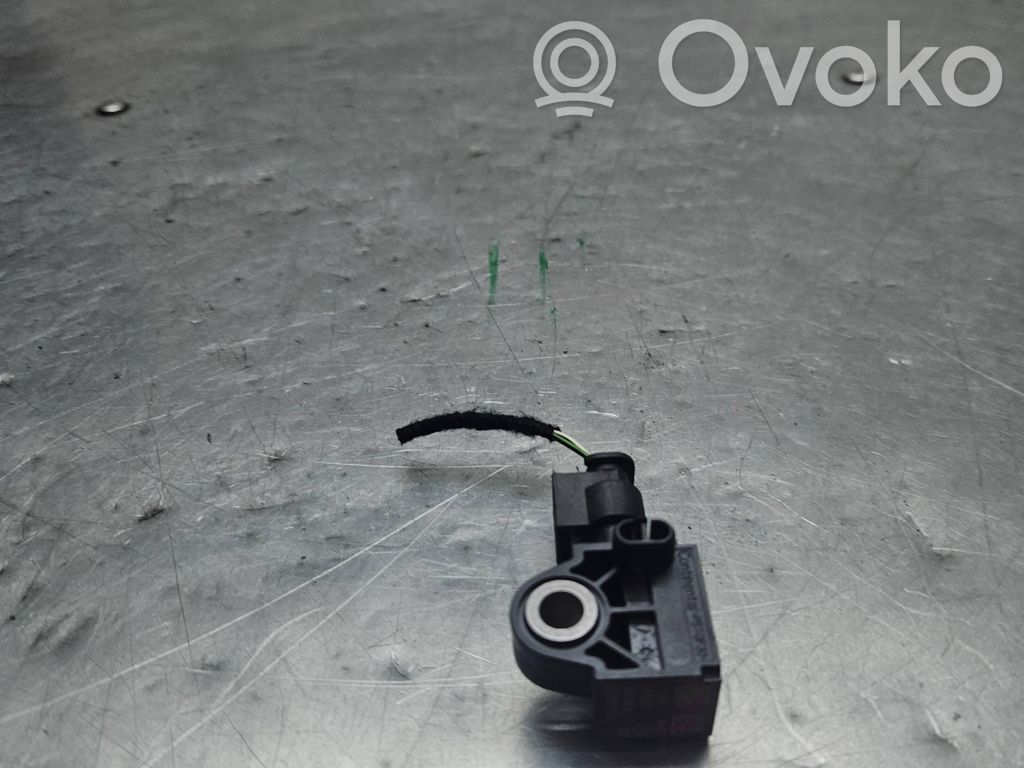 Mercedes-Benz C W205 Gaisa spilvenu trieciensensors 