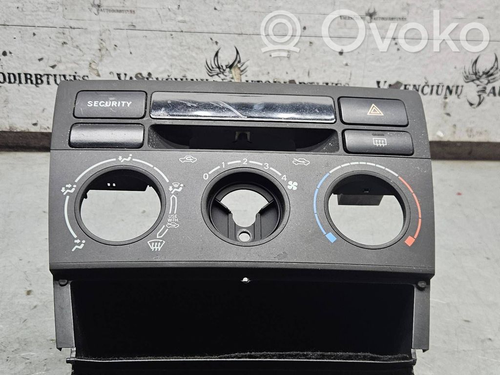 Toyota Corolla E120 E130 Climate control unit 