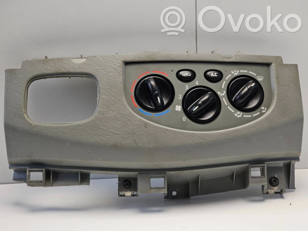 Renault Trafic II (X83) Climate control unit 