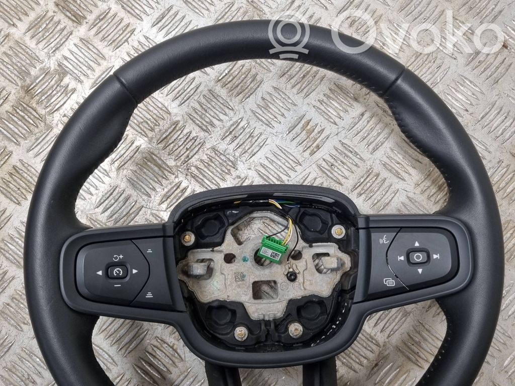 Volvo XC40 Ohjauspyörä 