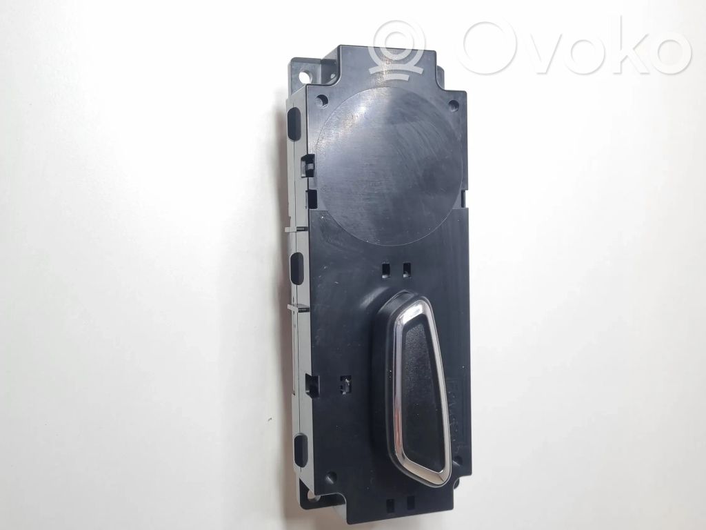 Module de commande de siège   FR3T14A701AB