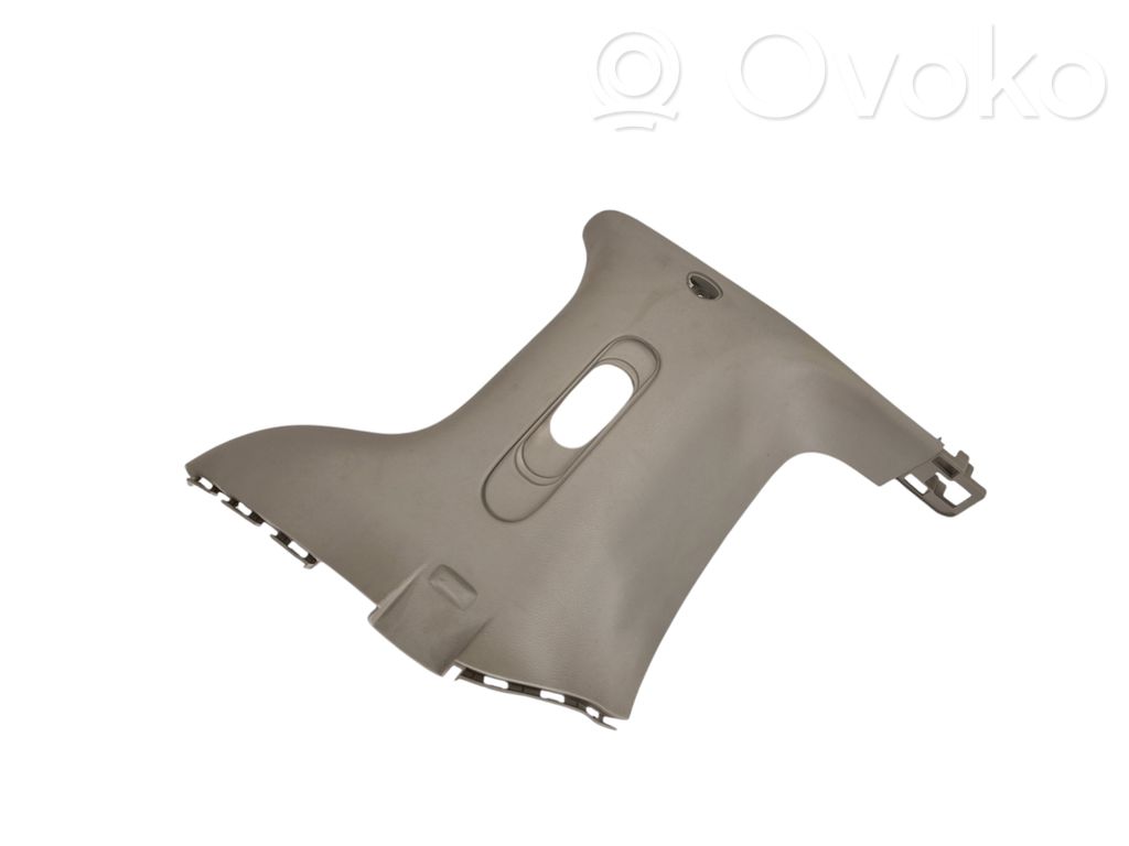 Chrysler Pacifica (C) pillar trim 