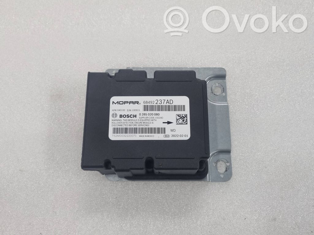 Unidad de control/módulo del Airbag   68492237AD,0285020080,T52MD032220071