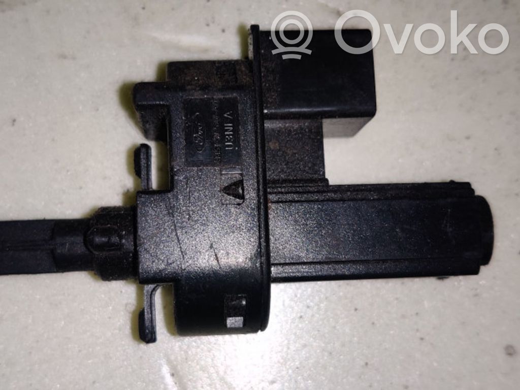Ford Kuga I Brake pedal sensor switch 