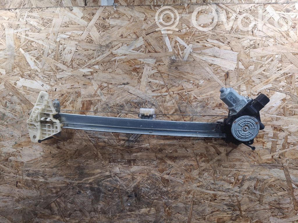Subaru XV Front door window regulator motor 