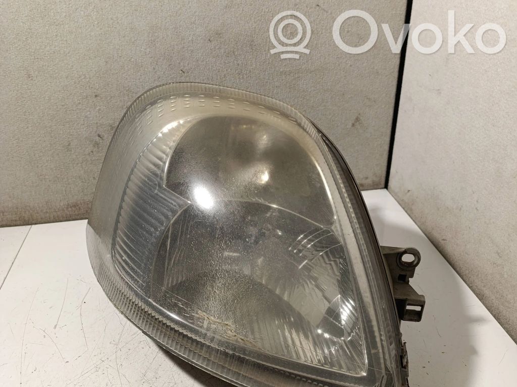 Renault Master II Headlight/headlamp 