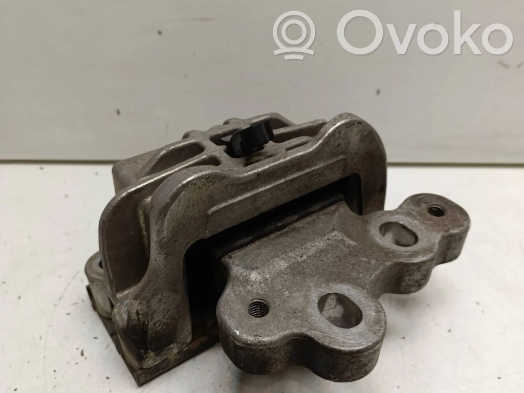 Ford Transit Custom Engine mount bracket 