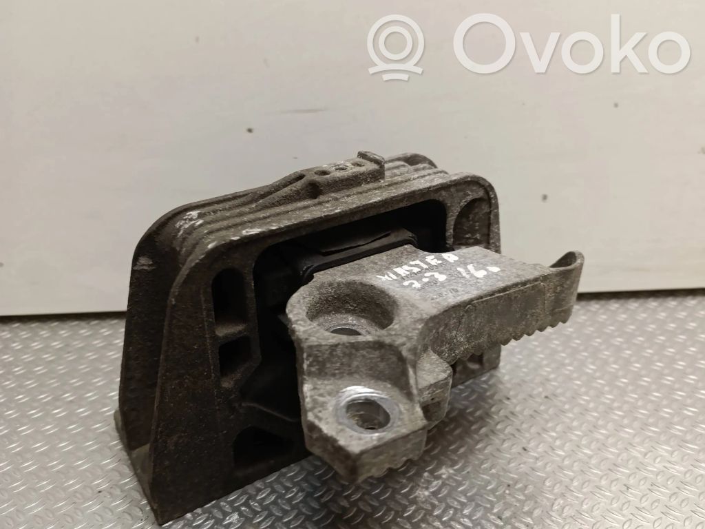 Renault Master III Engine mount bracket 