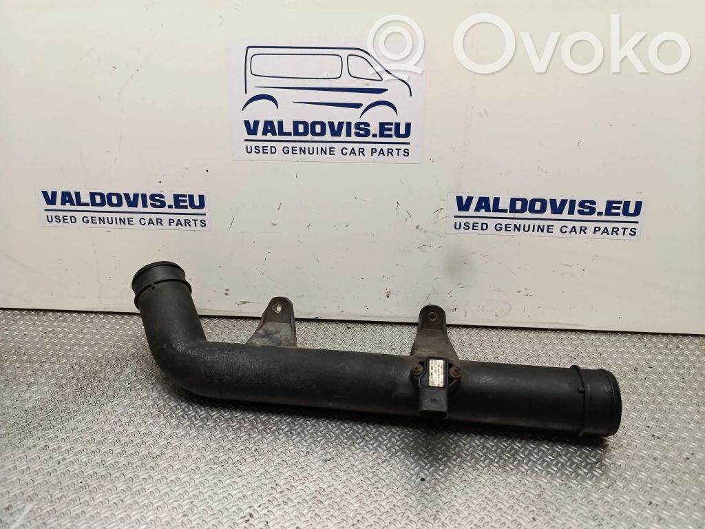 Volkswagen Crafter Intercooler hose/pipe 