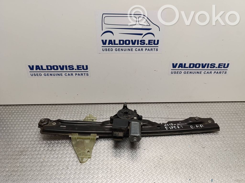 Peugeot Expert Front door window regulator with motor 