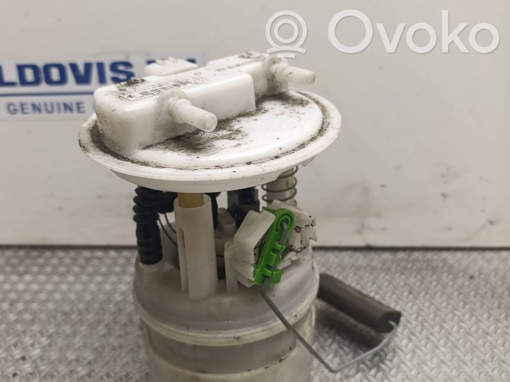 Dacia Sandero Bomba interna de combustible 