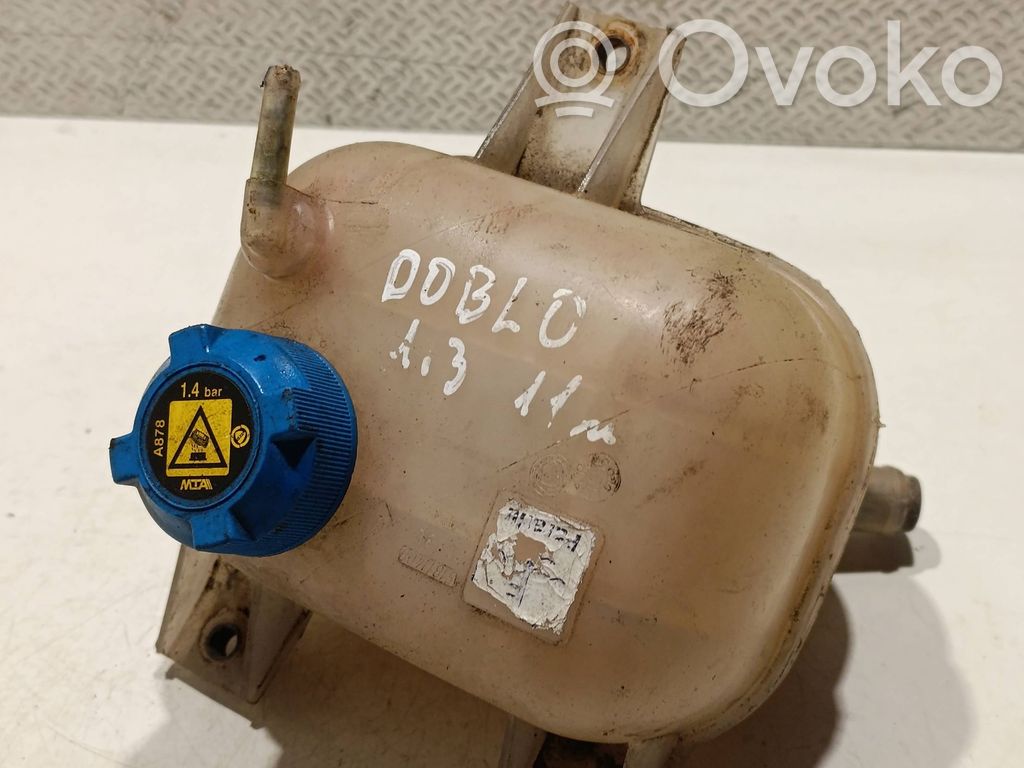 Zbiornik wyrównawczy chłodziwa   51811408