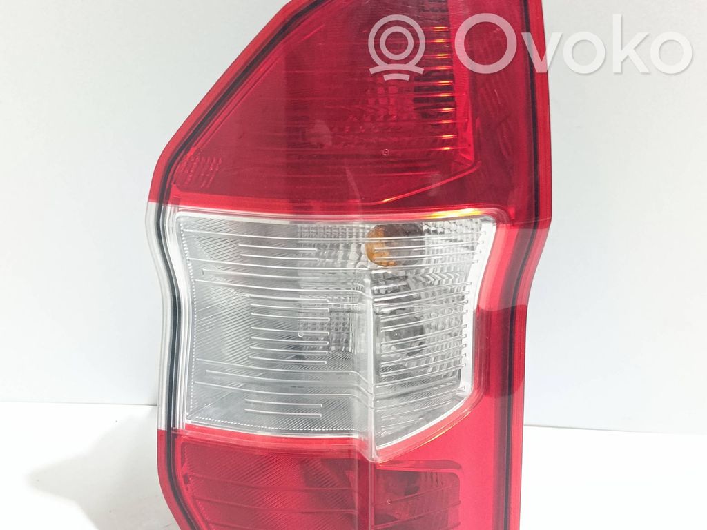 Ford Transit Courier Takavalot 