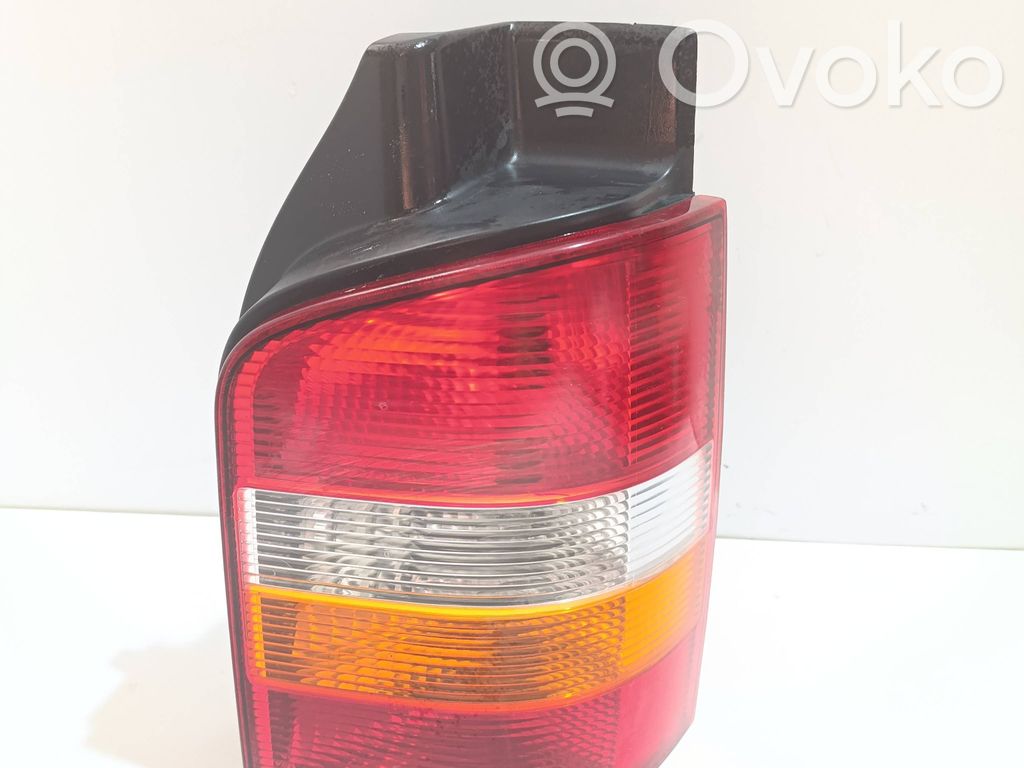 Volkswagen Transporter - Caravelle T5 Lampa tylna 