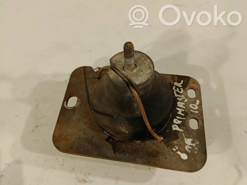 Nissan Primastar Engine mount bracket 