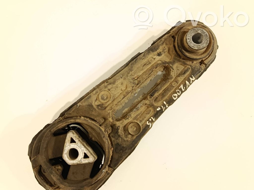 Nissan NV200 Engine mount bracket 