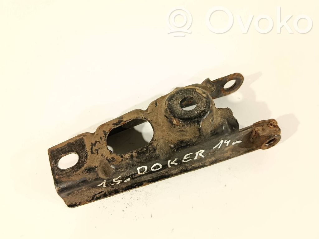 Dacia Dokker Engine mounting bracket 