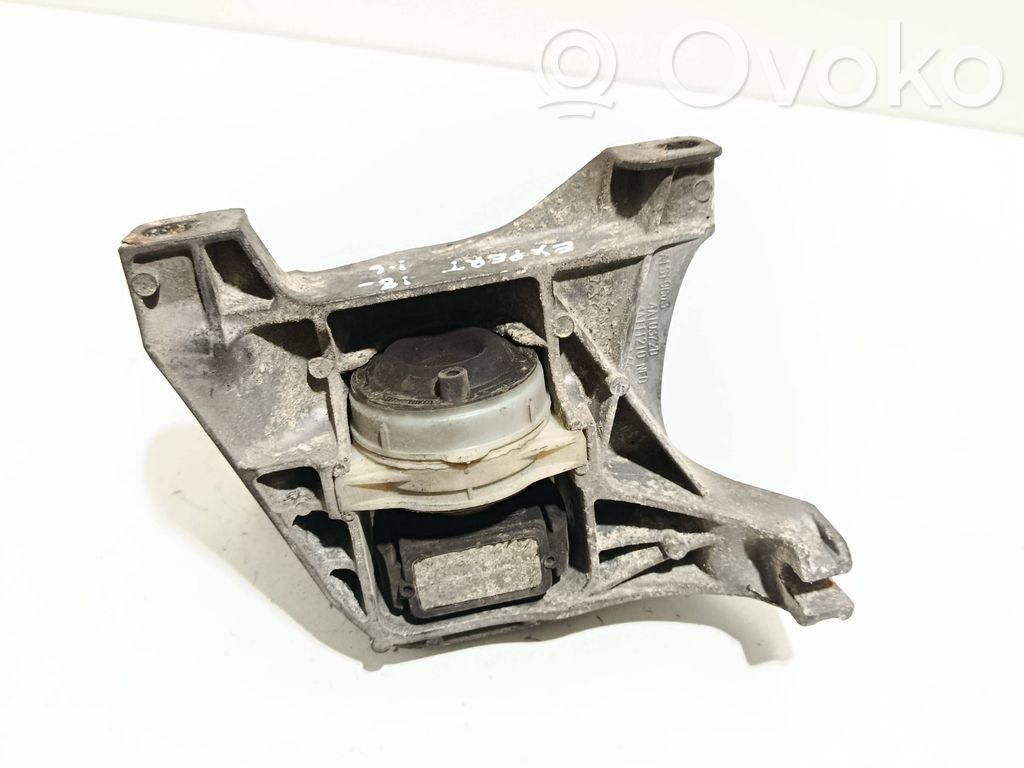 Engine mount bracket   4A111210,4A103720