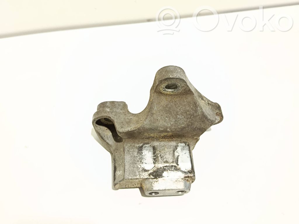 Peugeot Expert Engine mount bracket 
