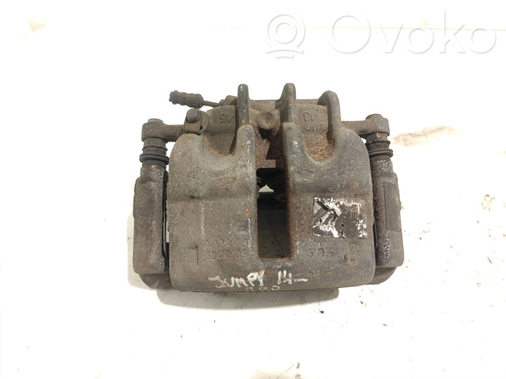 Front brake caliper