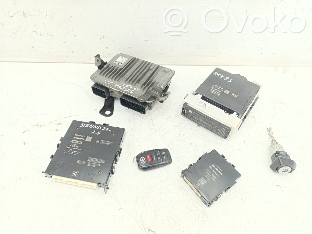 Toyota Sienna XL40 IV Komputer / Sterownik ECU i komplet kluczy 