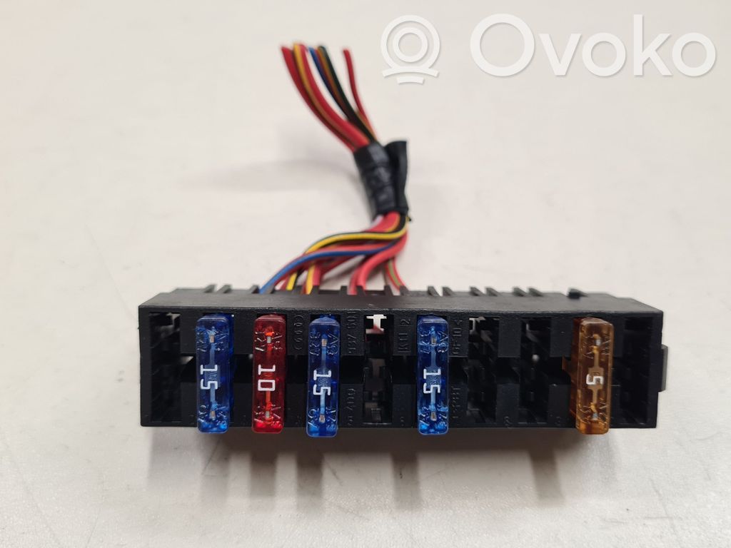 Audi A6 S6 C6 4F Sulakemoduuli 