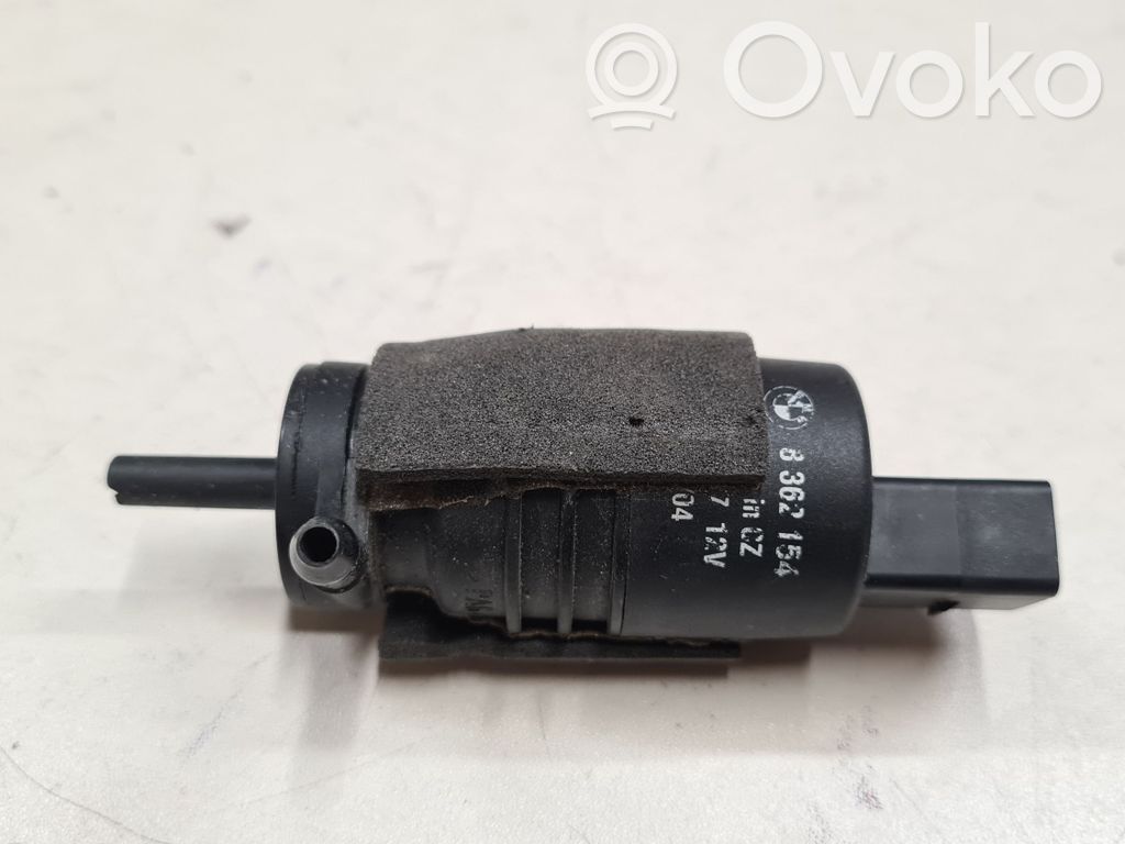 Windscreen/windshield washer pump   8362154