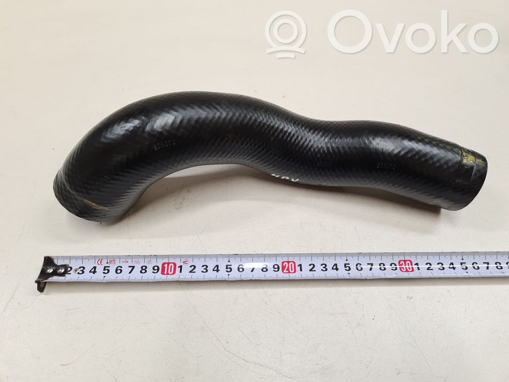 Intercooler hose/pipe   040825