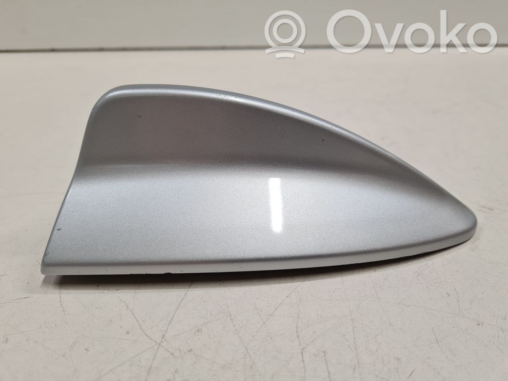 BMW 3 E92 E93 Kattoantennin (GPS) suoja 
