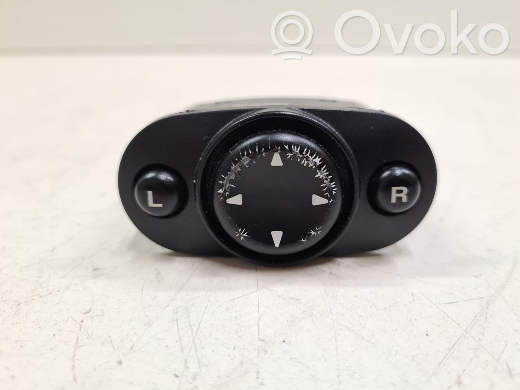 Chrysler PT Cruiser Wing mirror switch 