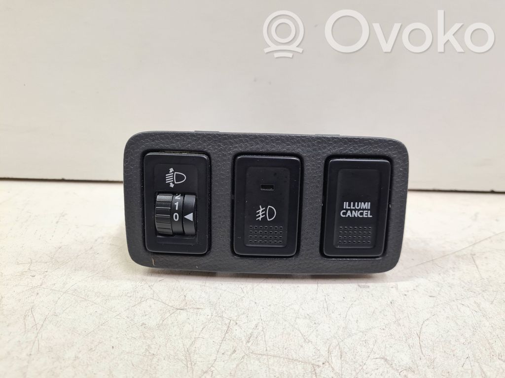 Suzuki Swift I A set of switches 