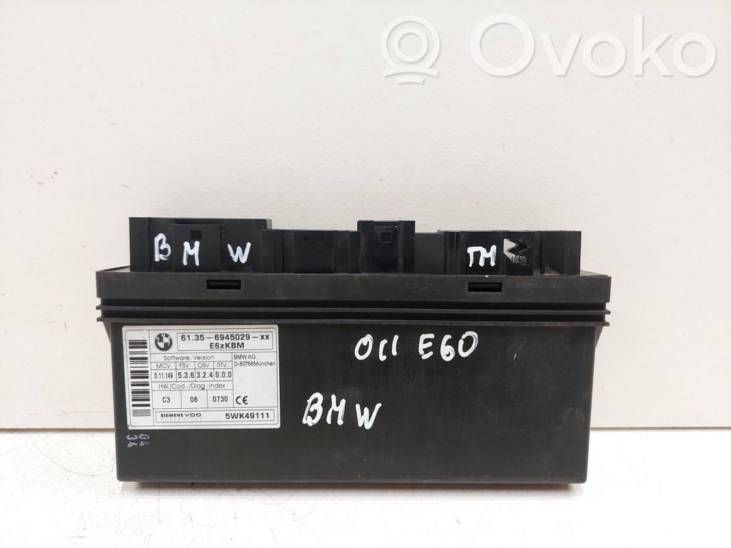 BMW 5 E60 E61 Komforto modulis 