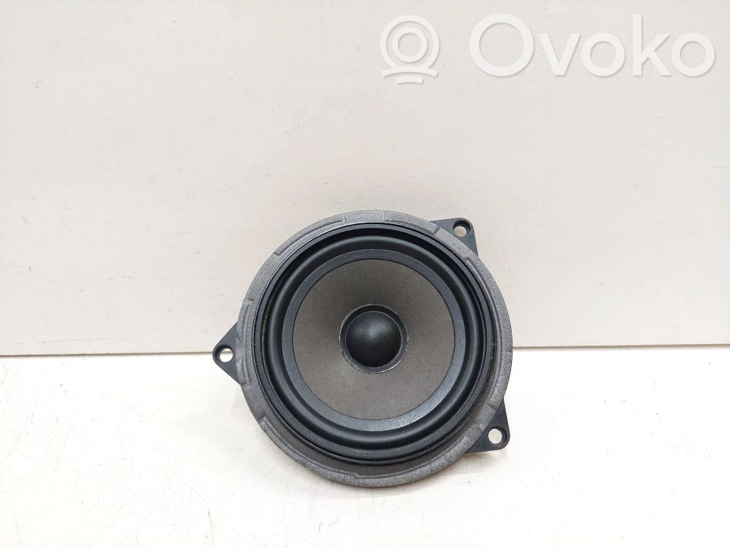 BMW 1 E81 E87 Etuoven kaiutin 