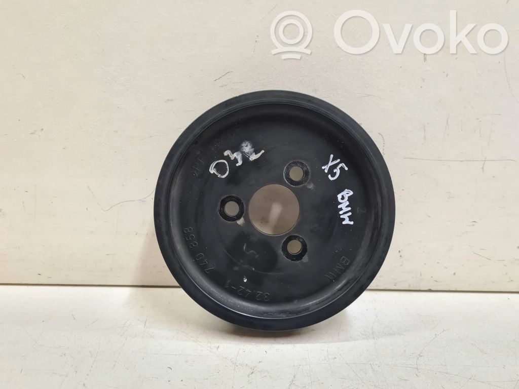 BMW X5 E70 Power steering pump pulley 