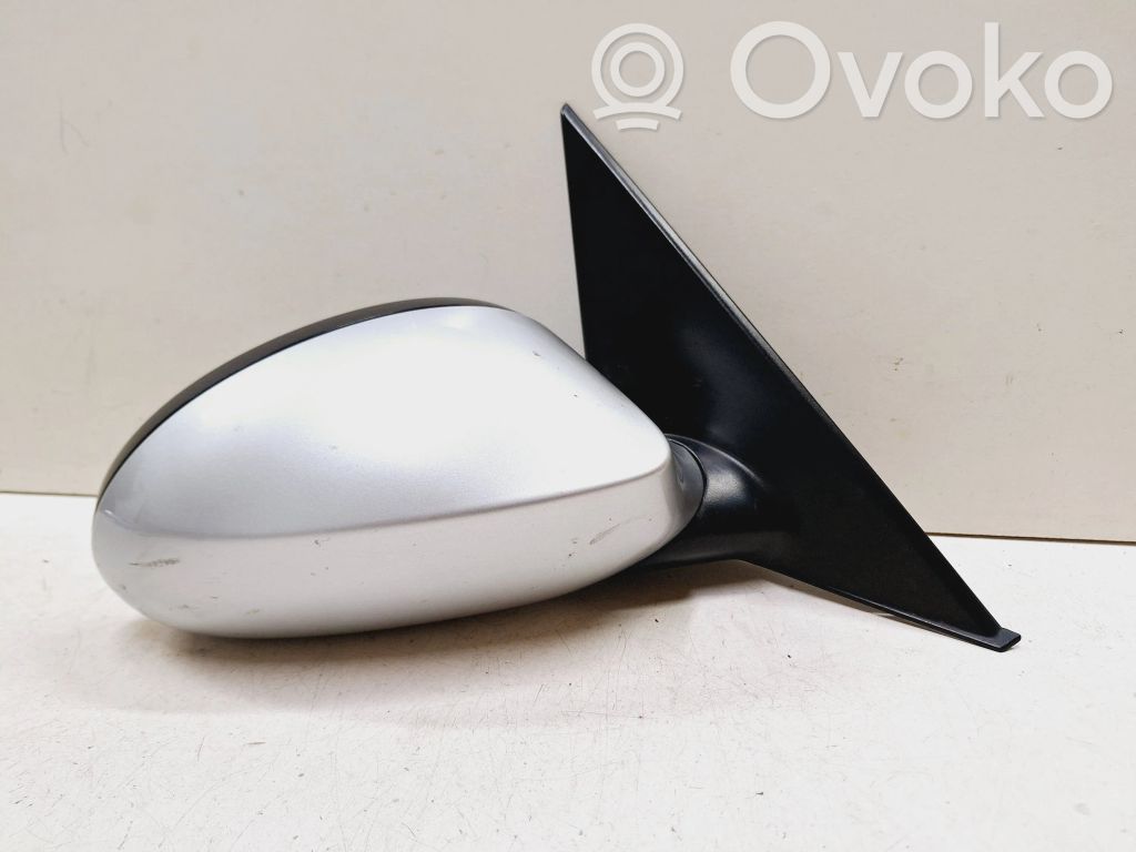 BMW 1 E81 E87 Front door electric wing mirror 