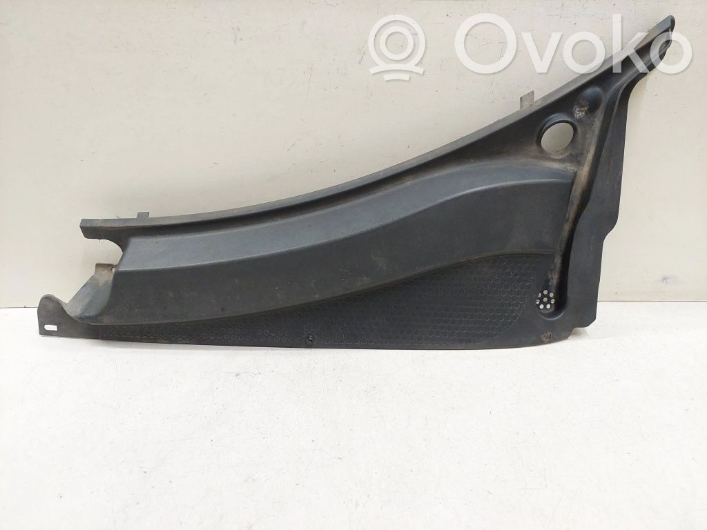 Chrysler PT Cruiser Wiper trim 