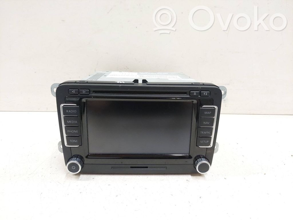 Volkswagen PASSAT B6 Panel / Radioodtwarzacz CD/DVD/GPS 
