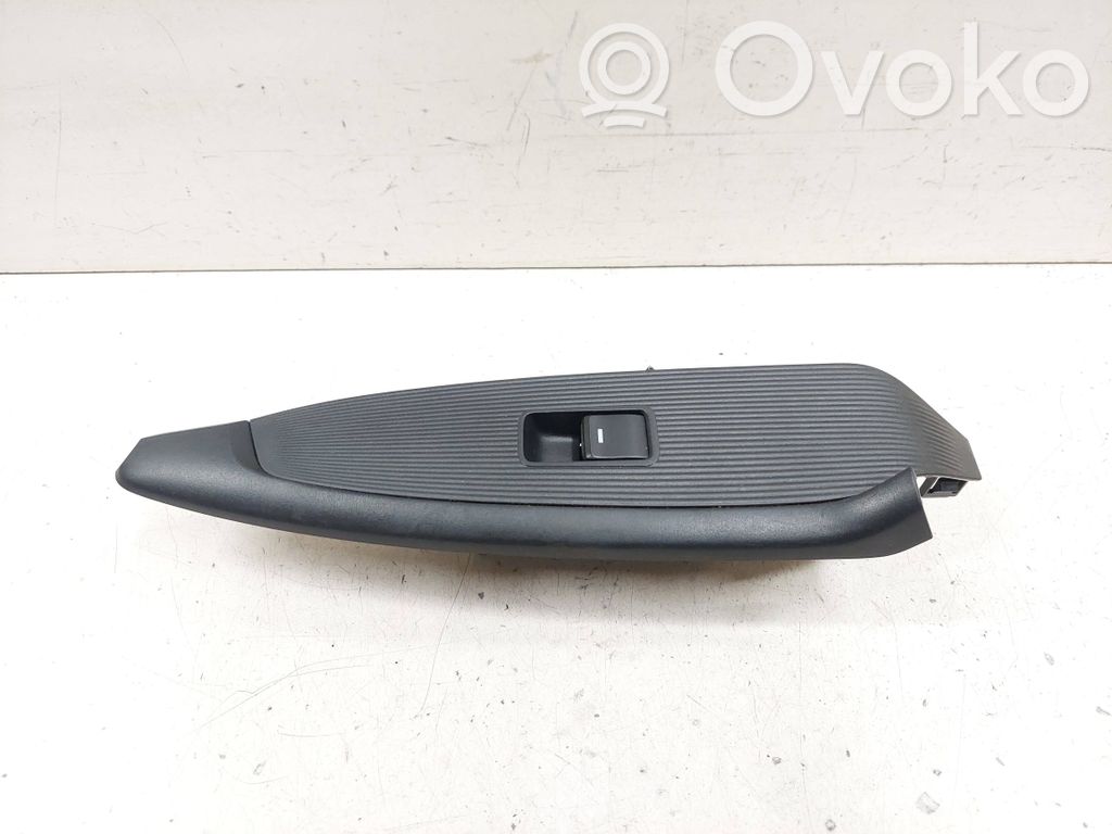 Mazda CX-5 Electric window control switch 