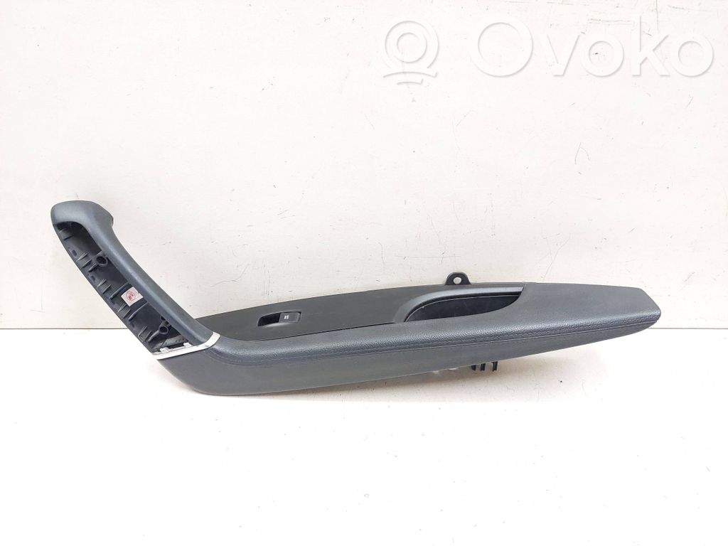 Hyundai i40 Front door interior handle trim 
