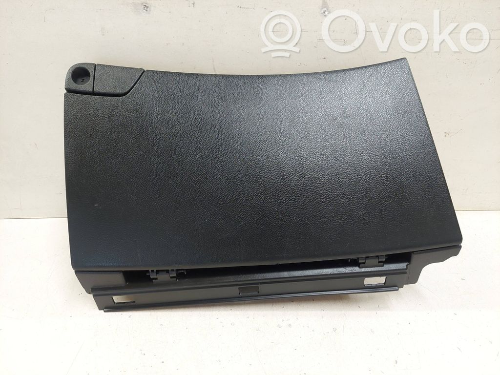 Hyundai i40 Handschuhfach 