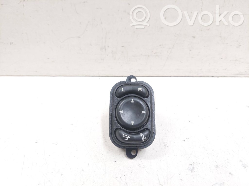 Chrysler PT Cruiser Wing mirror switch 