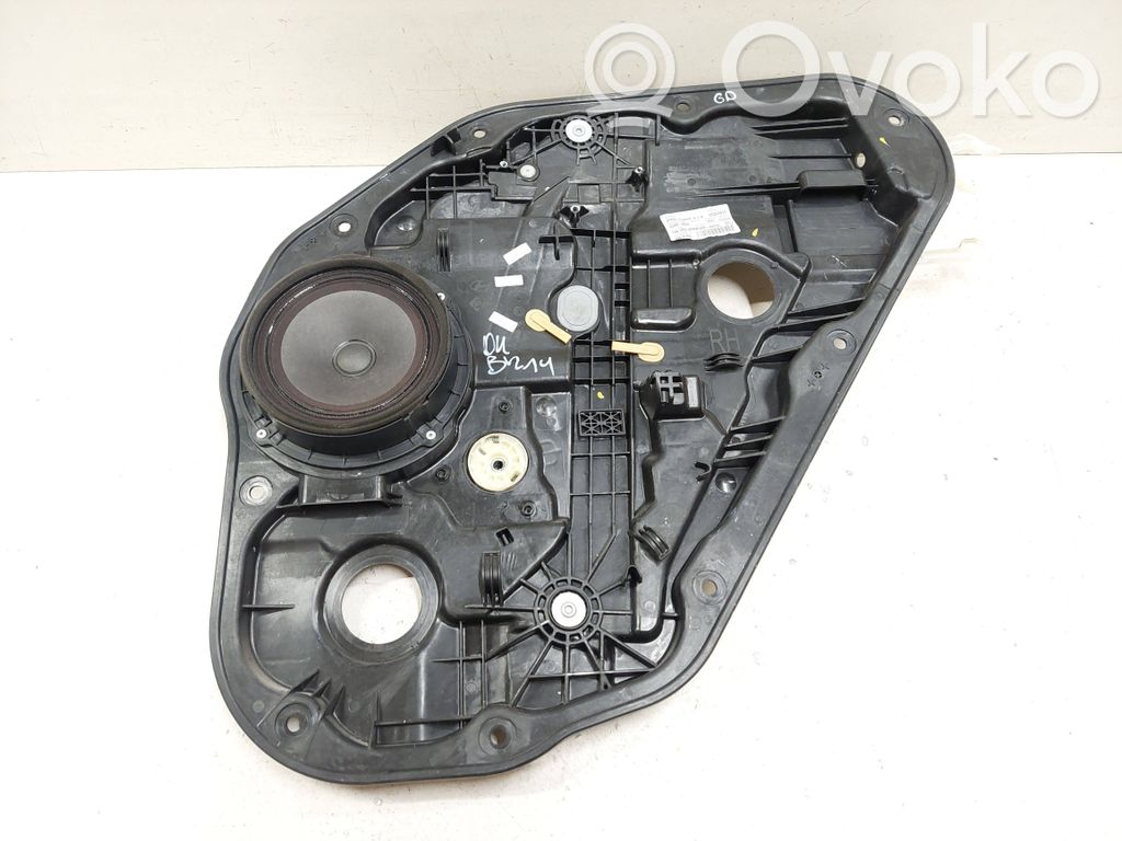 Hyundai i30 Mecanismo para subir la puerta trasera sin motor 