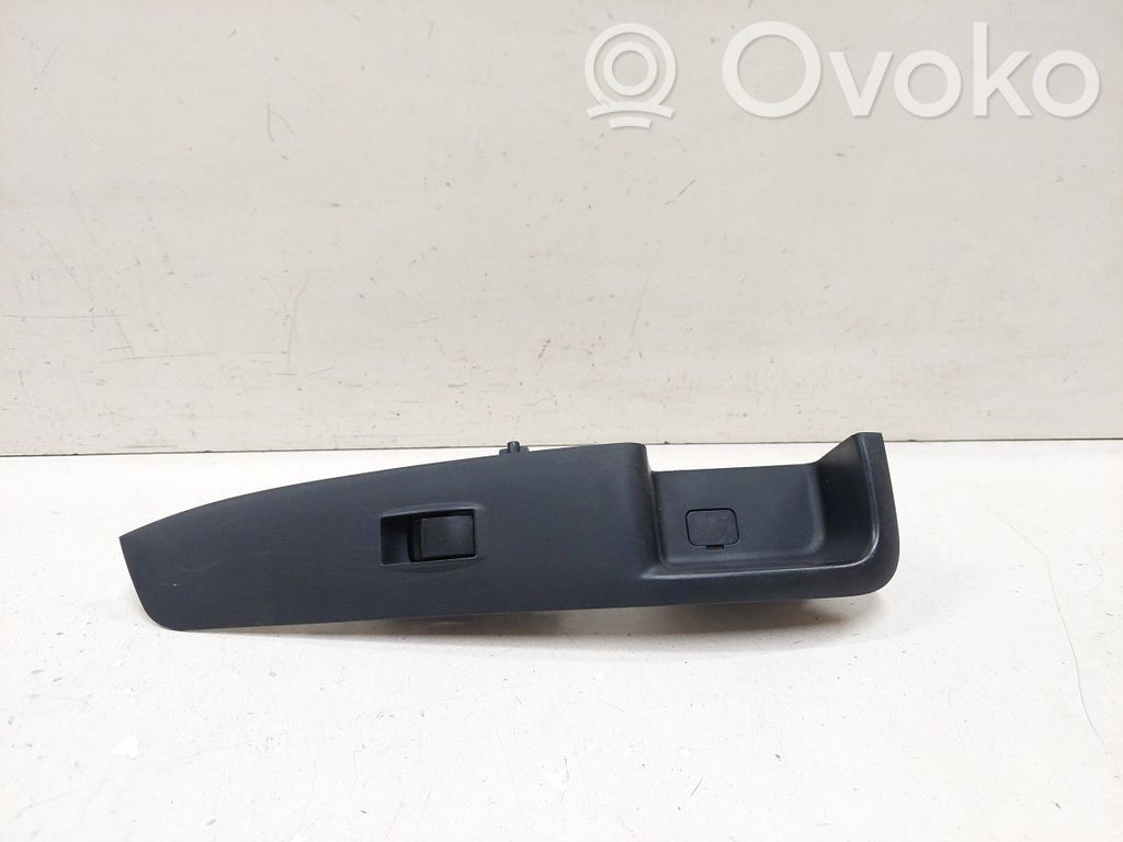 Electric window control switch   8608A182,7221A562ZZ