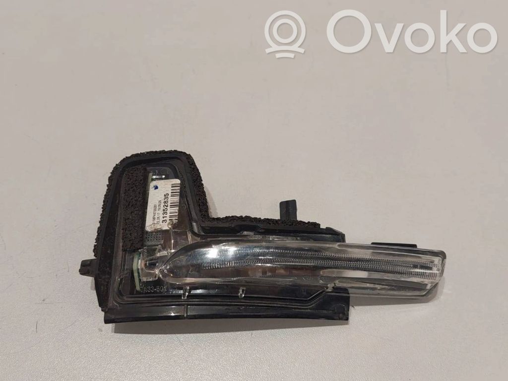 Volvo XC60 Mirror indicator light 